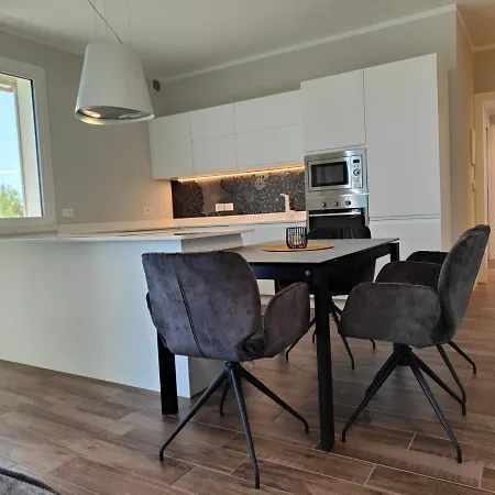 Apartment San Giorgio Design Con Jacuzzi Privata