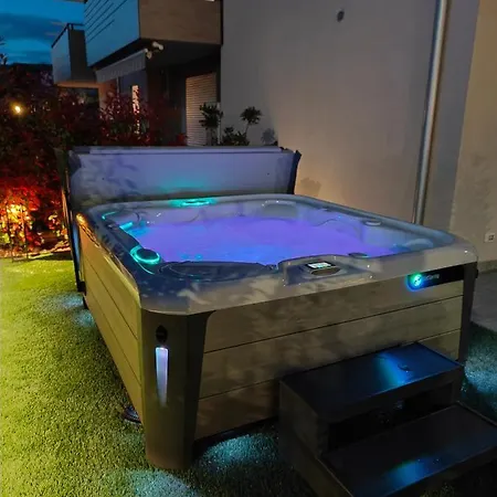 San Giorgio Design Con Jacuzzi Privata Апартаменты