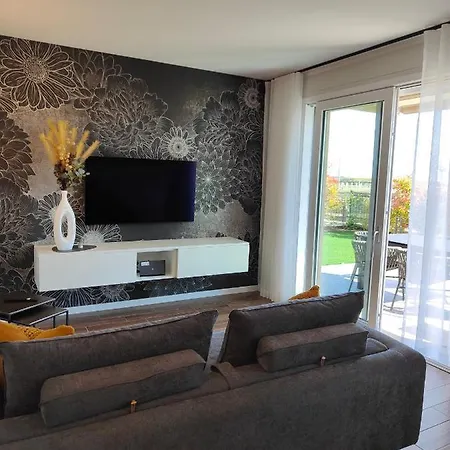 San Giorgio Design Con Jacuzzi Privata Apartment